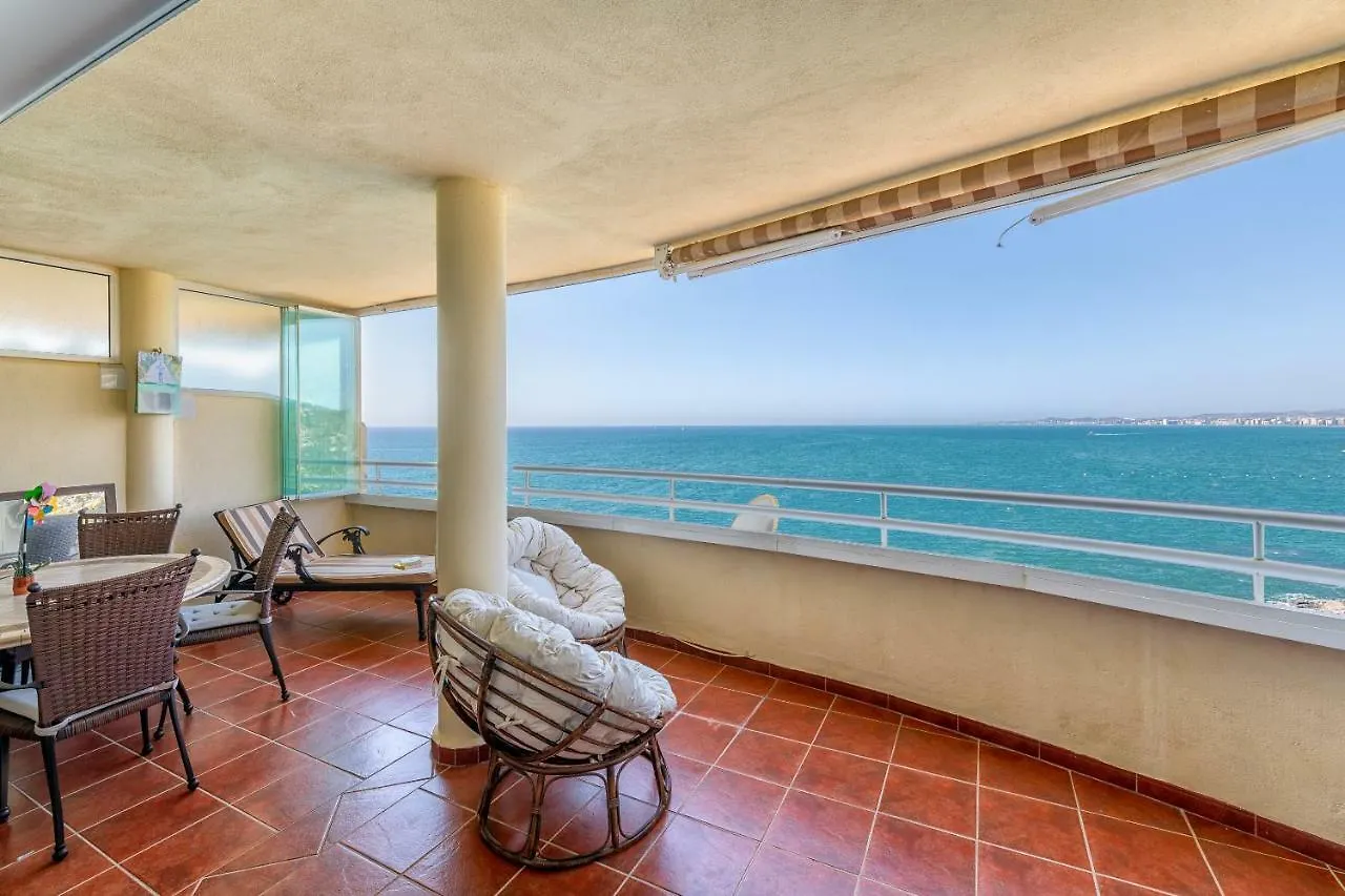 Costa Quebrada Beachfront Apartment Benalmadena